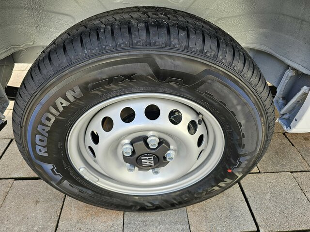 Цельнометаллический фургон FIAT Ducato 35 L3H2 MAXI 13m³ 180 teilverglast...: фото 19