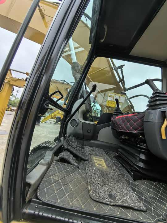 CAT 320D excavator - Гусеничный экскаватор: фото 5 CAT 320D excavator - Гусеничный экскаватор: фото 5