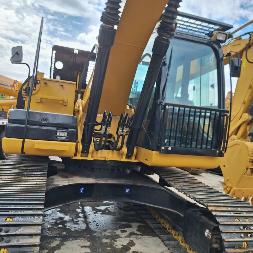CAT 320D2 Excavator - Гусеничный экскаватор: фото 3 CAT 320D2 Excavator - Гусеничный экскаватор: фото 3