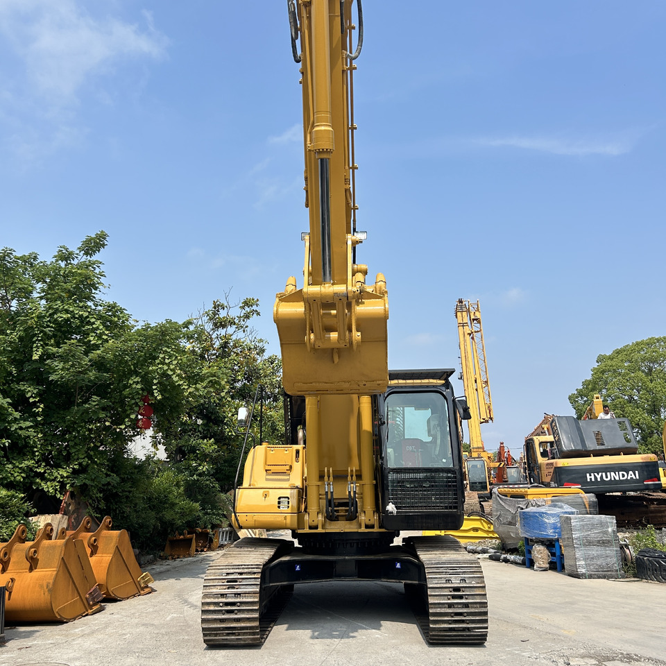 CAT 325C - Гусеничный экскаватор: фото 4 CAT 325C - Гусеничный экскаватор: фото 4
