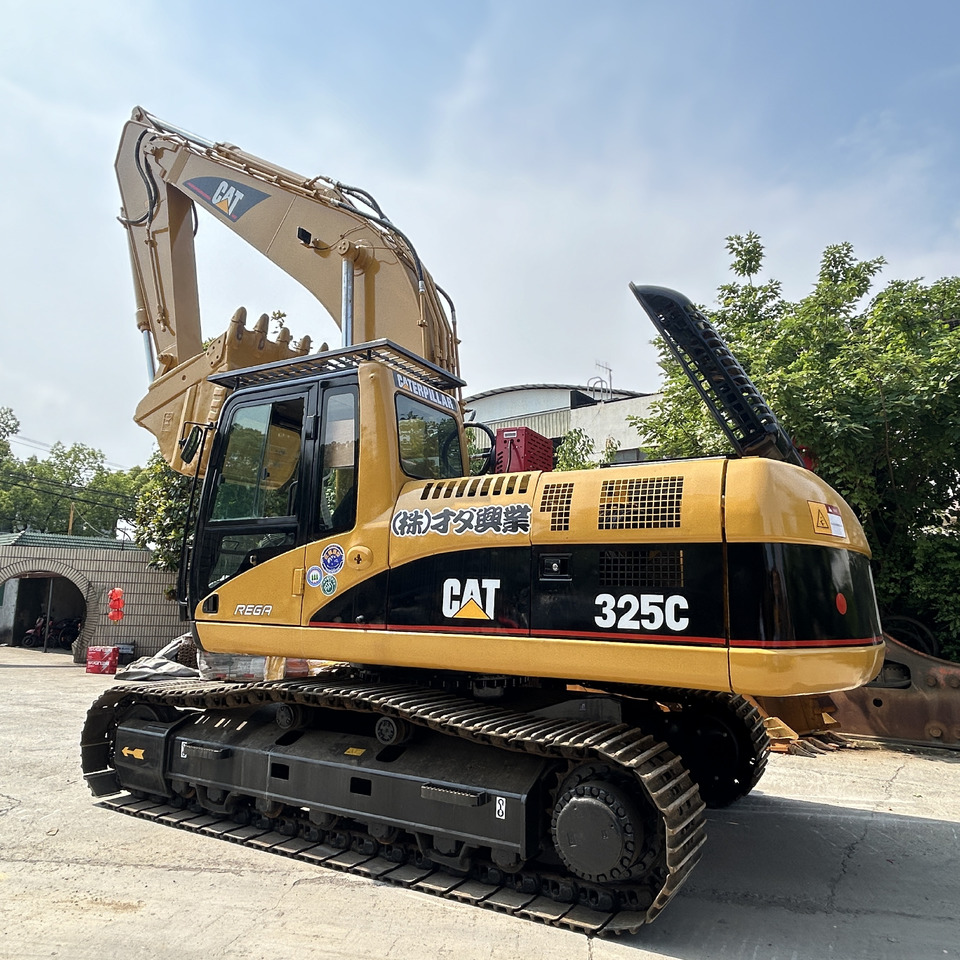 CAT 325C - Гусеничный экскаватор: фото 2 CAT 325C - Гусеничный экскаватор: фото 2