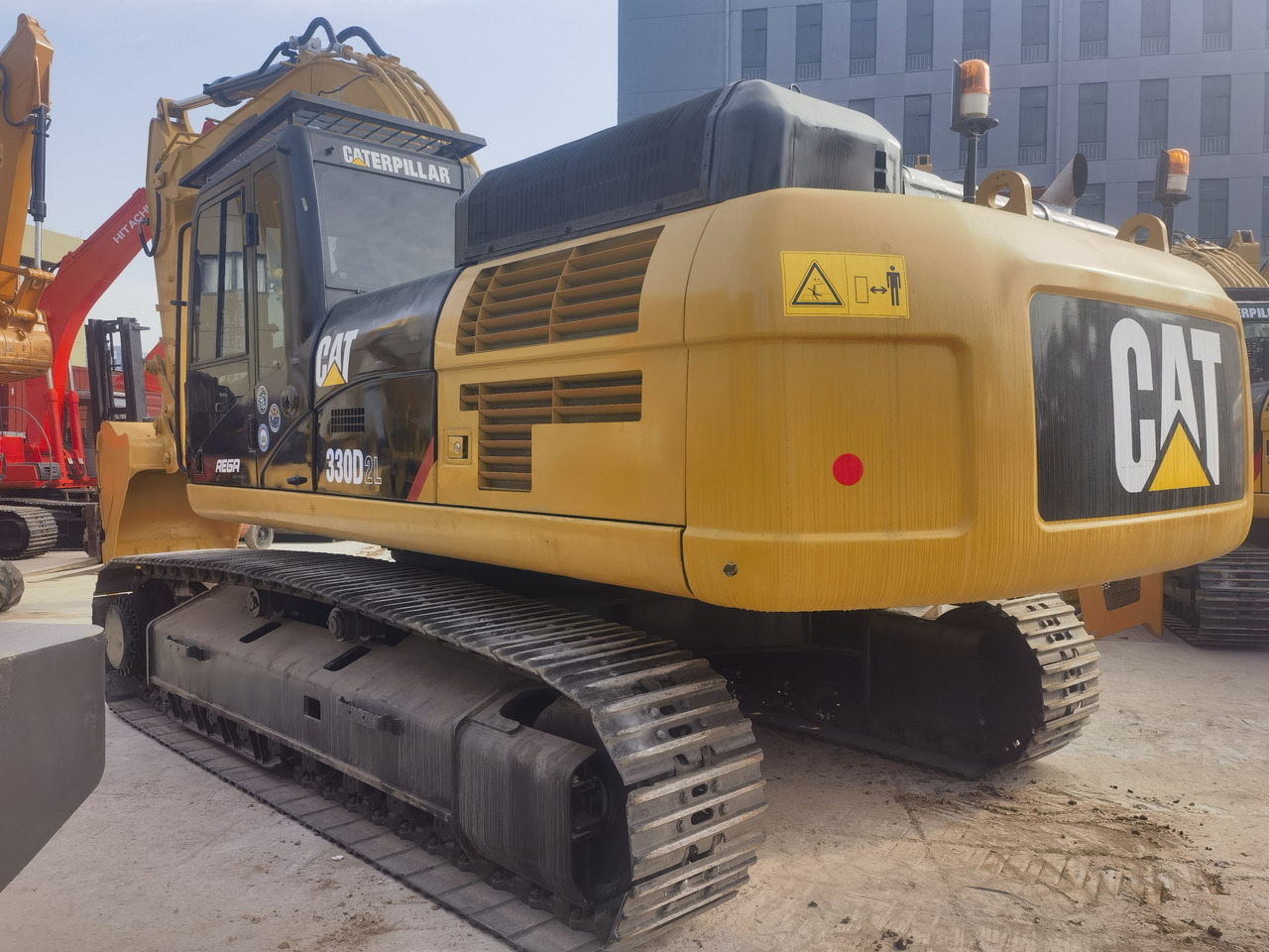 CAT 330D2L Excavator - Гусеничный экскаватор: фото 3 CAT 330D2L Excavator - Гусеничный экскаватор: фото 3