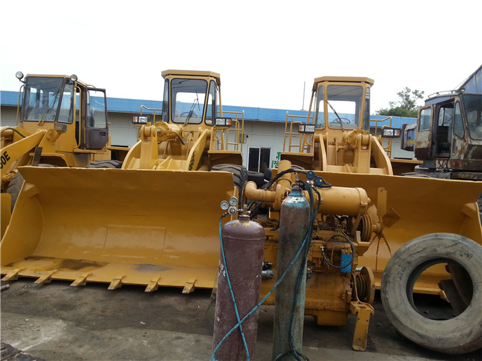 CAT 966F - Колёсный погрузчик: фото 2 CAT 966F - Колёсный погрузчик: фото 2