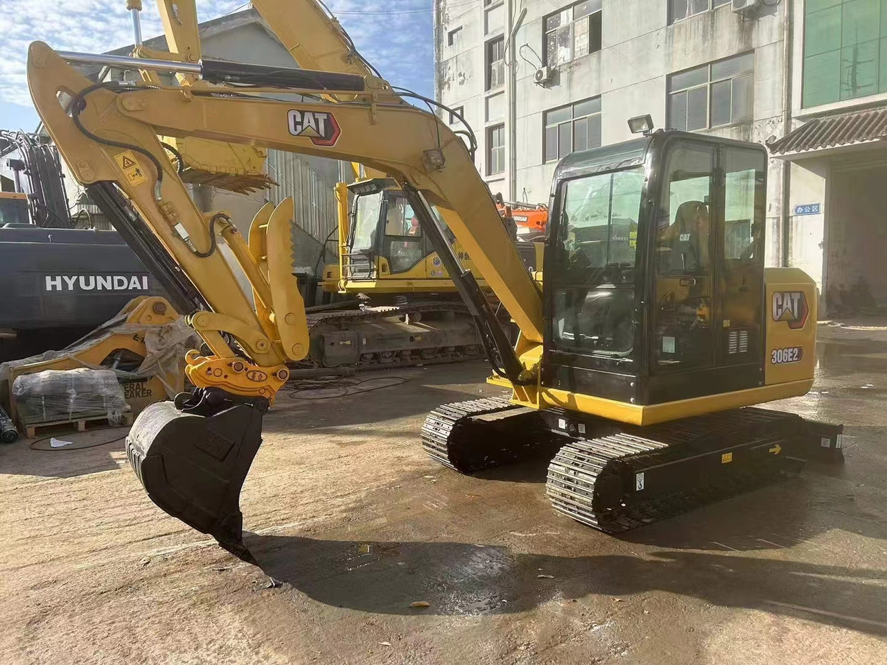 CATERPILLAR CAT 306E2 TRACKED EXCAVATOR - Мини-экскаватор: фото 2 CATERPILLAR CAT 306E2 TRACKED EXCAVATOR - Мини-экскаватор: фото 2