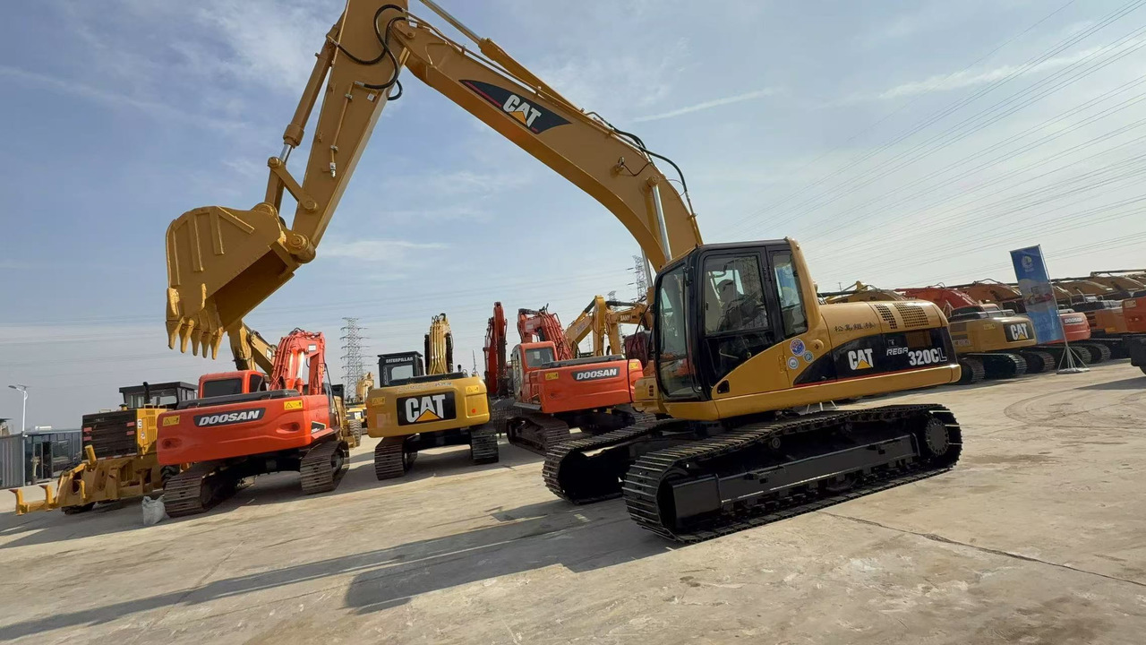 Cat 320cl excavator - Гусеничный экскаватор: фото 2 Cat 320cl excavator - Гусеничный экскаватор: фото 2