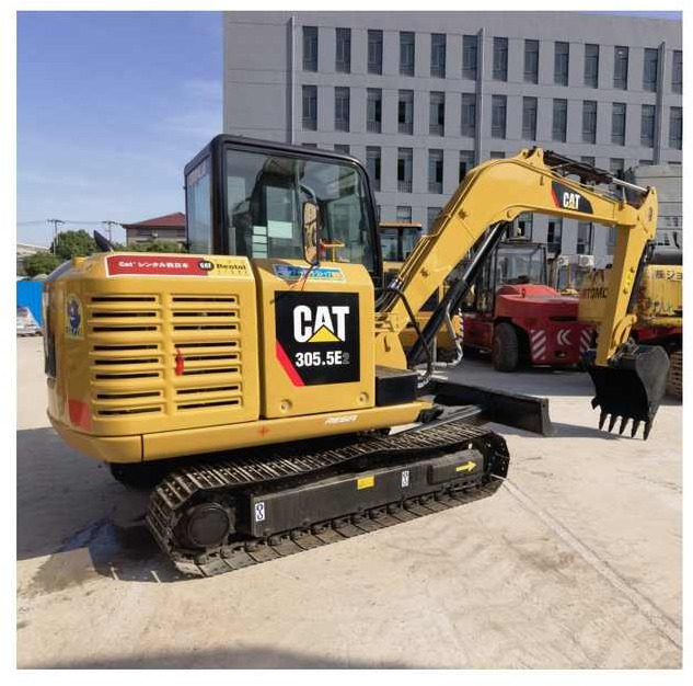 For sale with a low hours offer original used CAT305.5 5TON excavator mini digger cat 305 305.5E 305.5E2 for sale - Гусеничный экскаватор: фото 1 For sale with a low hours offer original used CAT305.5 5TON excavator mini digger cat 305 305.5E 305.5E2 for sale - Гусеничный экскаватор: фото 1