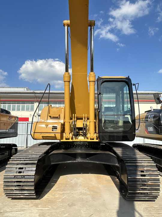 High Quality and Good Condition Used Construction Machine Cat 330D Used Excavator in stock - Гусеничный экскаватор: фото 2 High Quality and Good Condition Used Construction Machine Cat 330D Used Excavator in stock - Гусеничный экскаватор: фото 2