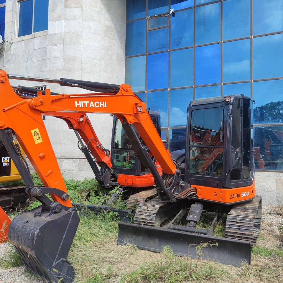 Hitachi ZX50 Excavator - Гусеничный экскаватор: фото 3 Hitachi ZX50 Excavator - Гусеничный экскаватор: фото 3