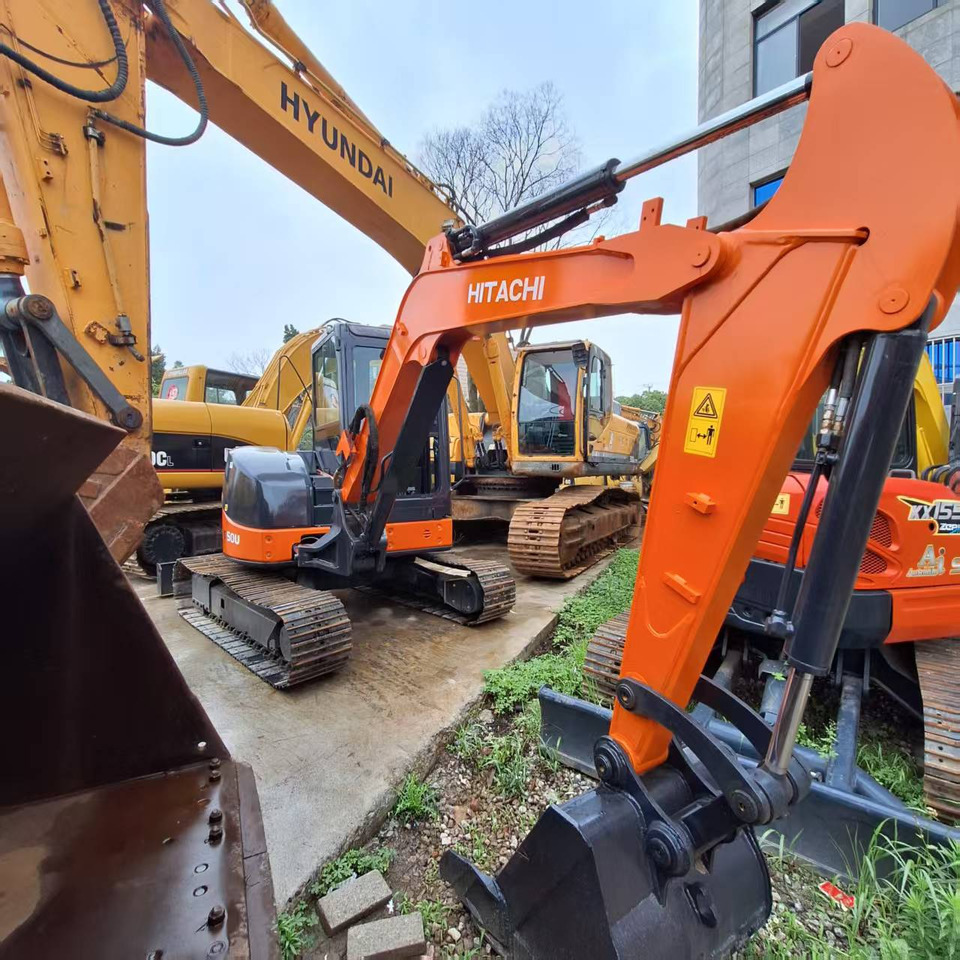 Hitachi ZX50U Excavator - Гусеничный экскаватор: фото 2 Hitachi ZX50U Excavator - Гусеничный экскаватор: фото 2