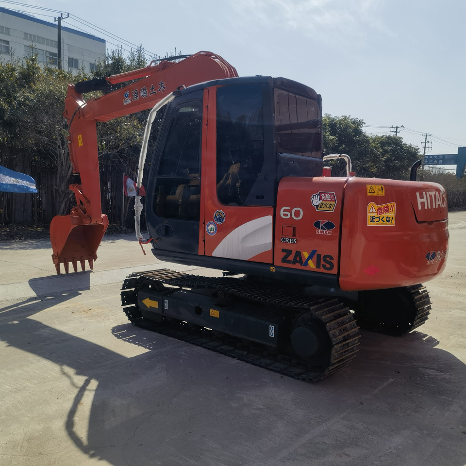 Hitachi ZX60 Excavator - Гусеничный экскаватор: фото 5 Hitachi ZX60 Excavator - Гусеничный экскаватор: фото 5