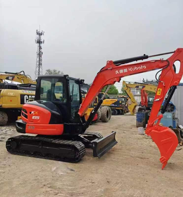 Kubota KX165 excavator - Мини-экскаватор: фото 2 Kubota KX165 excavator - Мини-экскаватор: фото 2