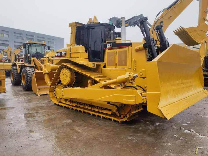 Original Caterpillar Used CAT D7R bulldozer used cat bulldozer for sale - Бульдозер: фото 2 Original Caterpillar Used CAT D7R bulldozer used cat bulldozer for sale - Бульдозер: фото 2