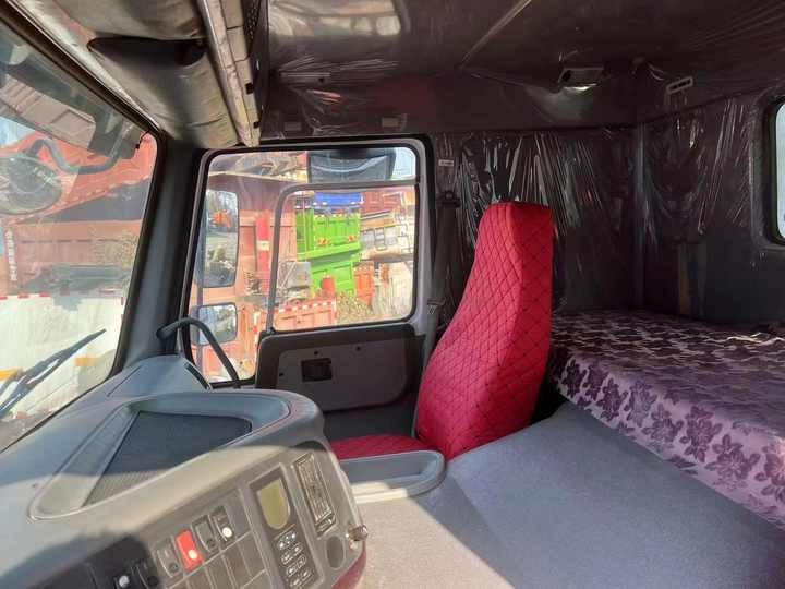 Second Hand 6x4/8x4 Used Howo Tipper Dump Truck Used 10 Wheels Sinotruck Howo Dump Truck - Самосвал: фото 3 Second Hand 6x4/8x4 Used Howo Tipper Dump Truck Used 10 Wheels Sinotruck Howo Dump Truck - Самосвал: фото 3