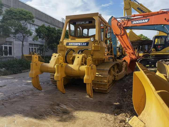 Second Hand good condition and high quality cat d7g bulldozer caterpillar used Bulldozer cat D7g for sale - Бульдозер: фото 5 Second Hand good condition and high quality cat d7g bulldozer caterpillar used Bulldozer cat D7g for sale - Бульдозер: фото 5