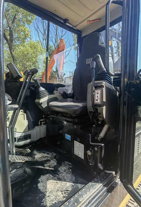 Second hand 305.5E2 Original digger Cheap Price Excavators For CAT Excavator for sale - Гусеничный экскаватор: фото 5 Second hand 305.5E2 Original digger Cheap Price Excavators For CAT Excavator for sale - Гусеничный экскаватор: фото 5
