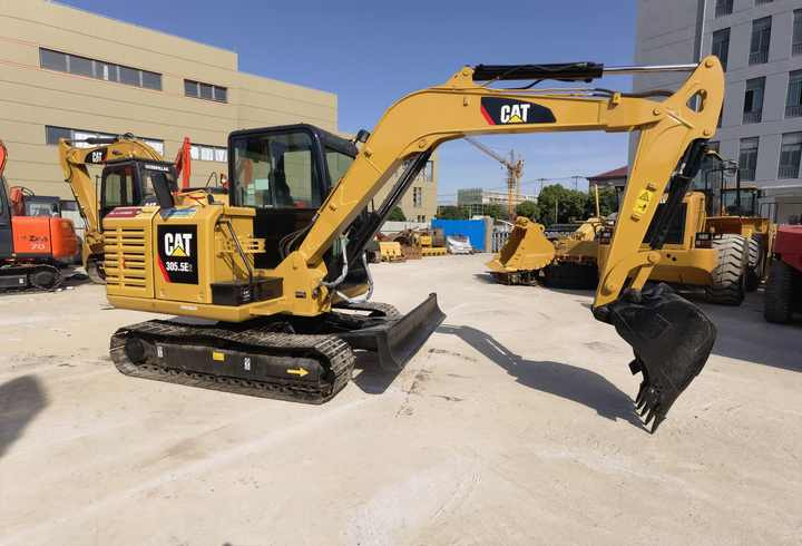 Used Japan CAT 305.5E2 excavator digger CAT mini hydraulic excavator for hot sale - Гусеничный экскаватор: фото 3 Used Japan CAT 305.5E2 excavator digger CAT mini hydraulic excavator for hot sale - Гусеничный экскаватор: фото 3