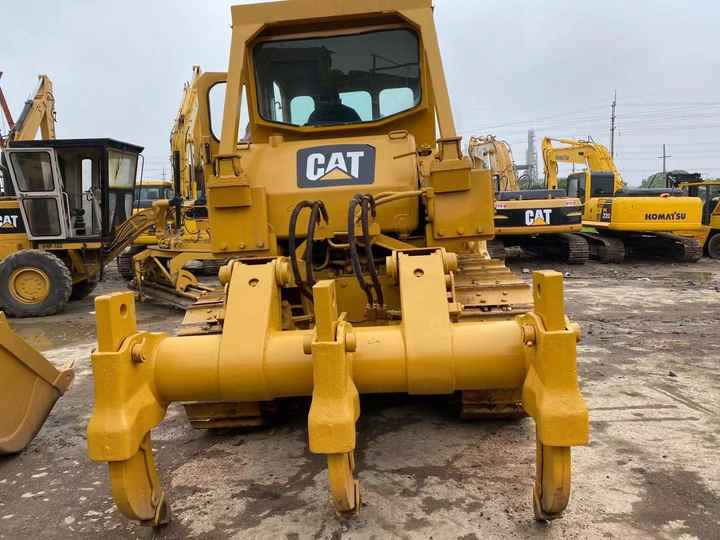 Fast delivery and low working conditions Used CAT bulldozer D7G Second-hand Caterpillar Bulldozer D7G in stock - Бульдозер: фото 5 Fast delivery and low working conditions Used CAT bulldozer D7G Second-hand Caterpillar Bulldozer D7G in stock - Бульдозер: фото 5