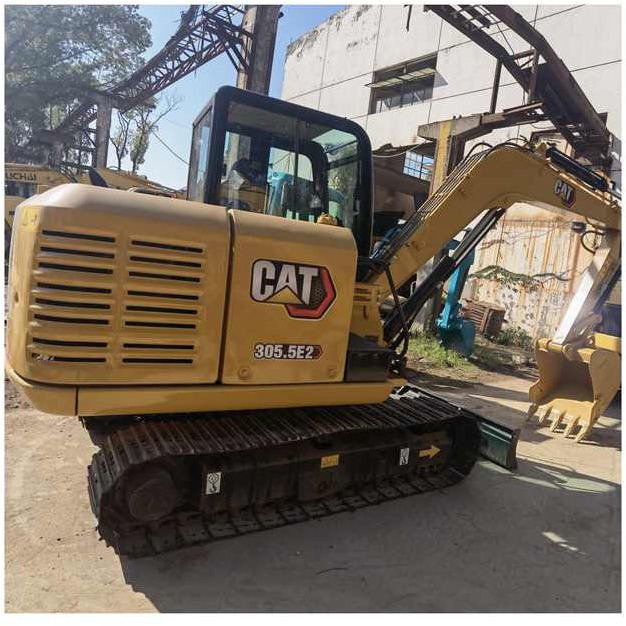 Original Japan earth moving used mini excavator CAT 305.5E2 with high quality cheap for sale - Гусеничный экскаватор: фото 1 Original Japan earth moving used mini excavator CAT 305.5E2 with high quality cheap for sale - Гусеничный экскаватор: фото 1
