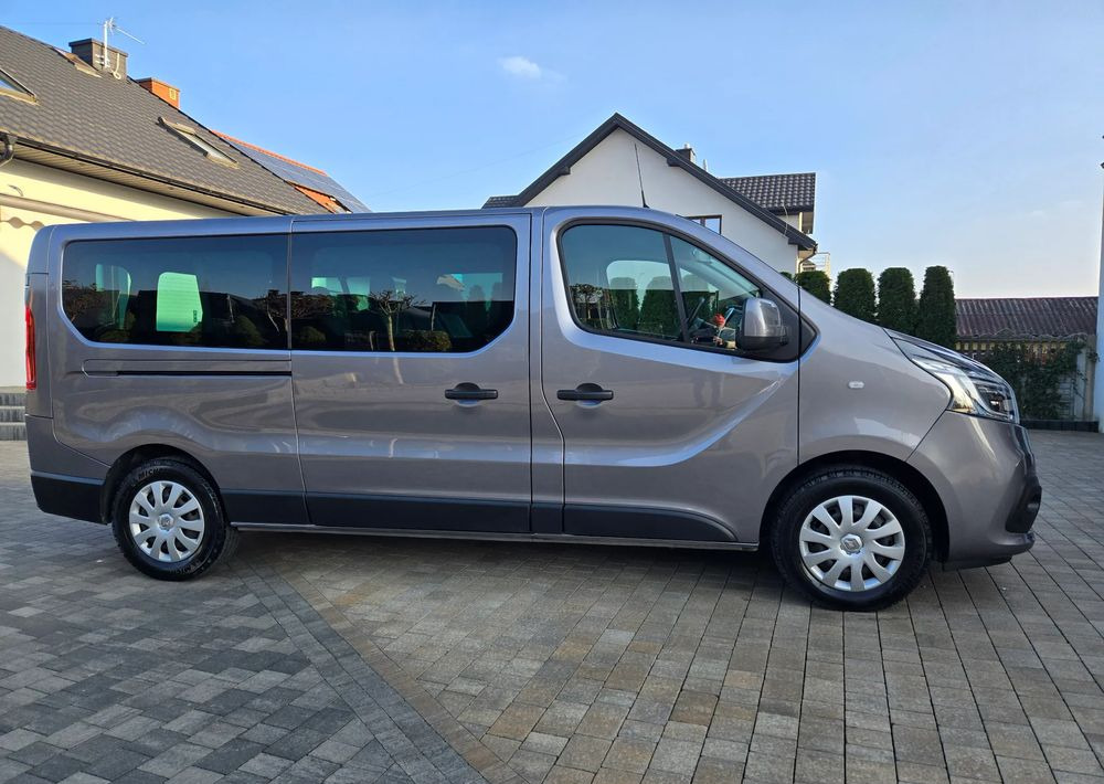 Renault Trafic Grand SpaceClass 2.0 dCi EDC - Микроавтобус, Пассажирский фургон: фото 5 Renault Trafic Grand SpaceClass 2.0 dCi EDC - Микроавтобус, Пассажирский фургон: фото 5