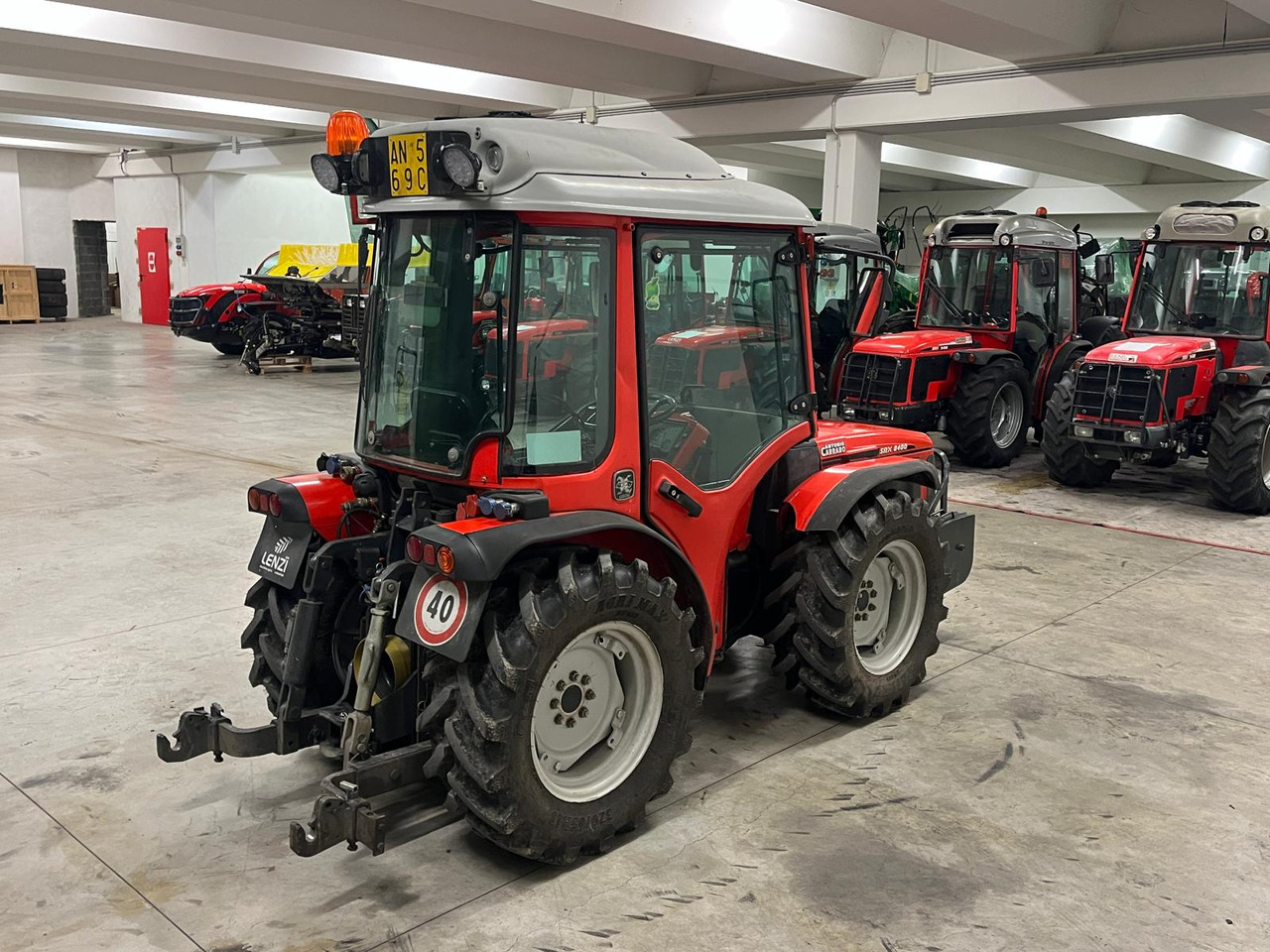 ANTONIO CARRARO SRX 8400 - Трактор: фото 5 ANTONIO CARRARO SRX 8400 - Трактор: фото 5