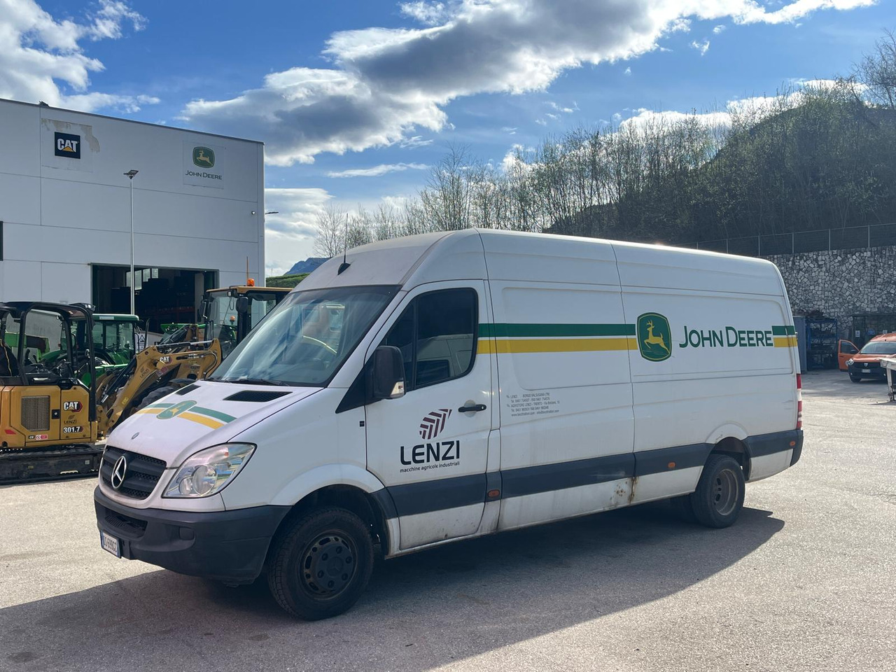 FURGONE MERCEDES SPRINTER 415CDI - Трактор: фото 1 FURGONE MERCEDES SPRINTER 415CDI - Трактор: фото 1
