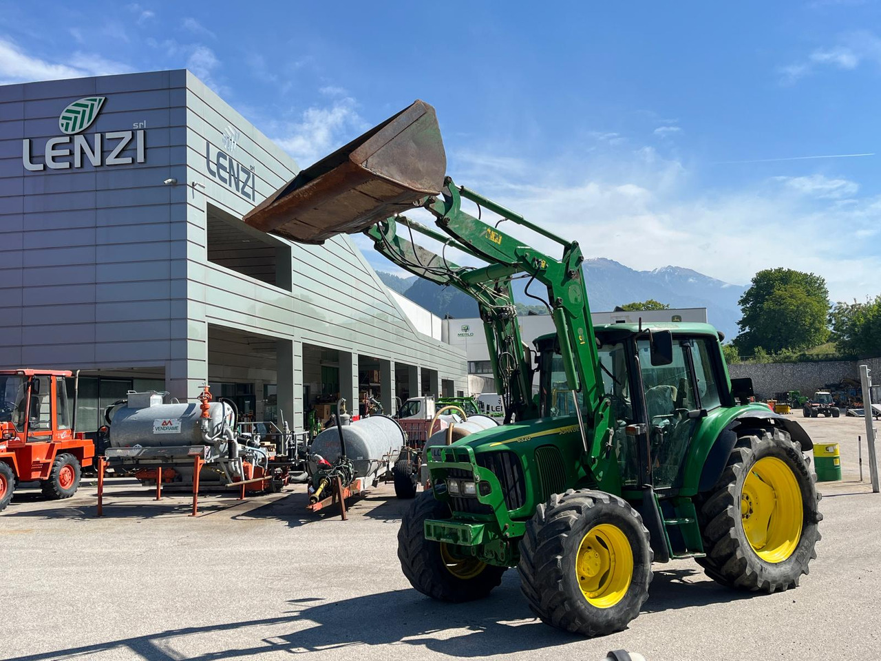 TRATTORE JOHN DEERE 6320 - Трактор: фото 1 TRATTORE JOHN DEERE 6320 - Трактор: фото 1