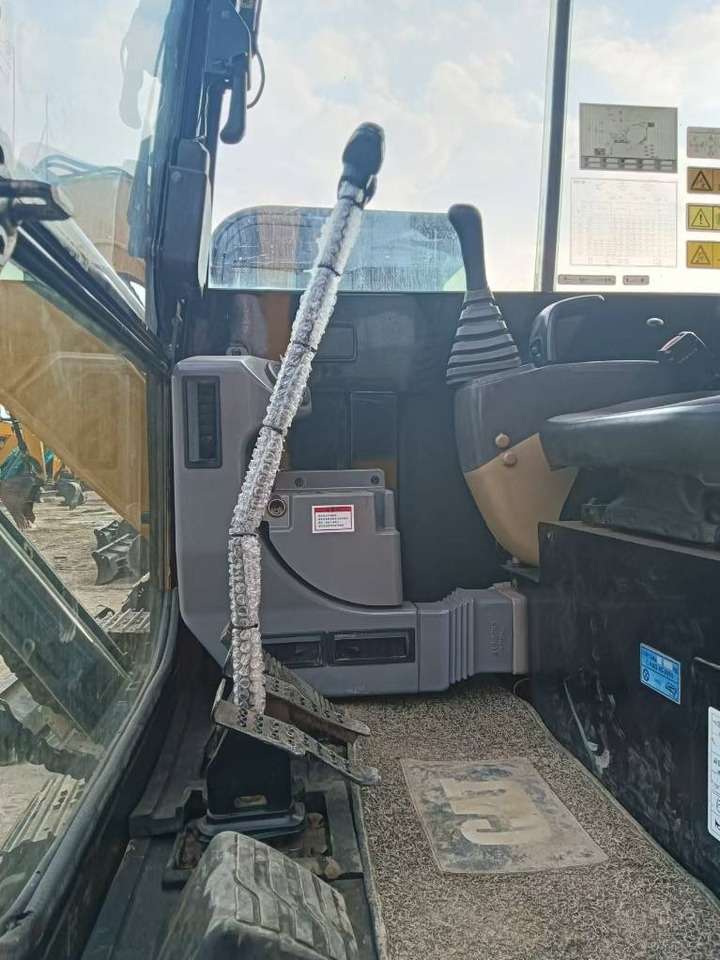 CAT 305.5 - Мини-экскаватор: фото 2 CAT 305.5 - Мини-экскаватор: фото 2