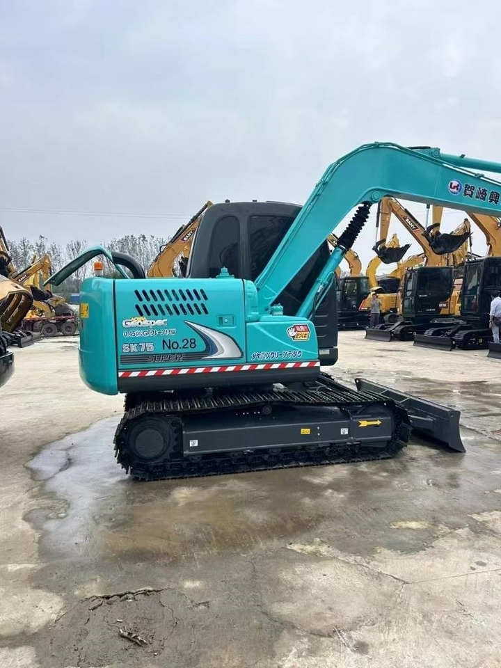 Kobelco SK 75 - Гусеничный экскаватор: фото 4 Kobelco SK 75 - Гусеничный экскаватор: фото 4
