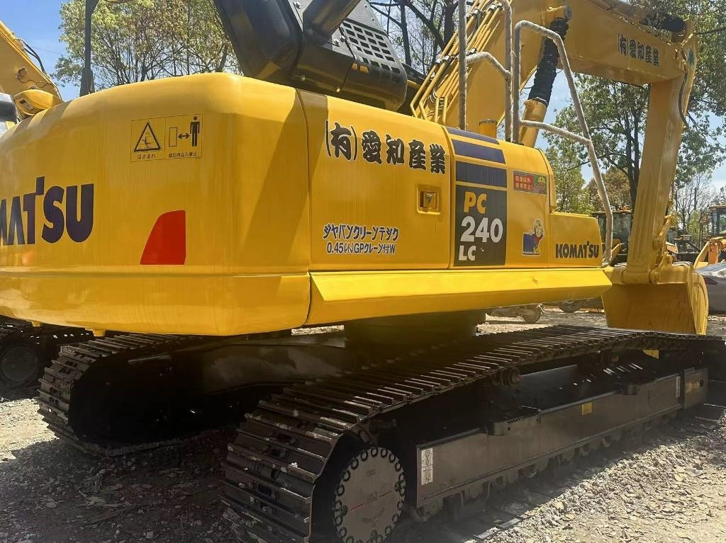 Komatsu PC 240 LC-8 - Гусеничный экскаватор: фото 2 Komatsu PC 240 LC-8 - Гусеничный экскаватор: фото 2