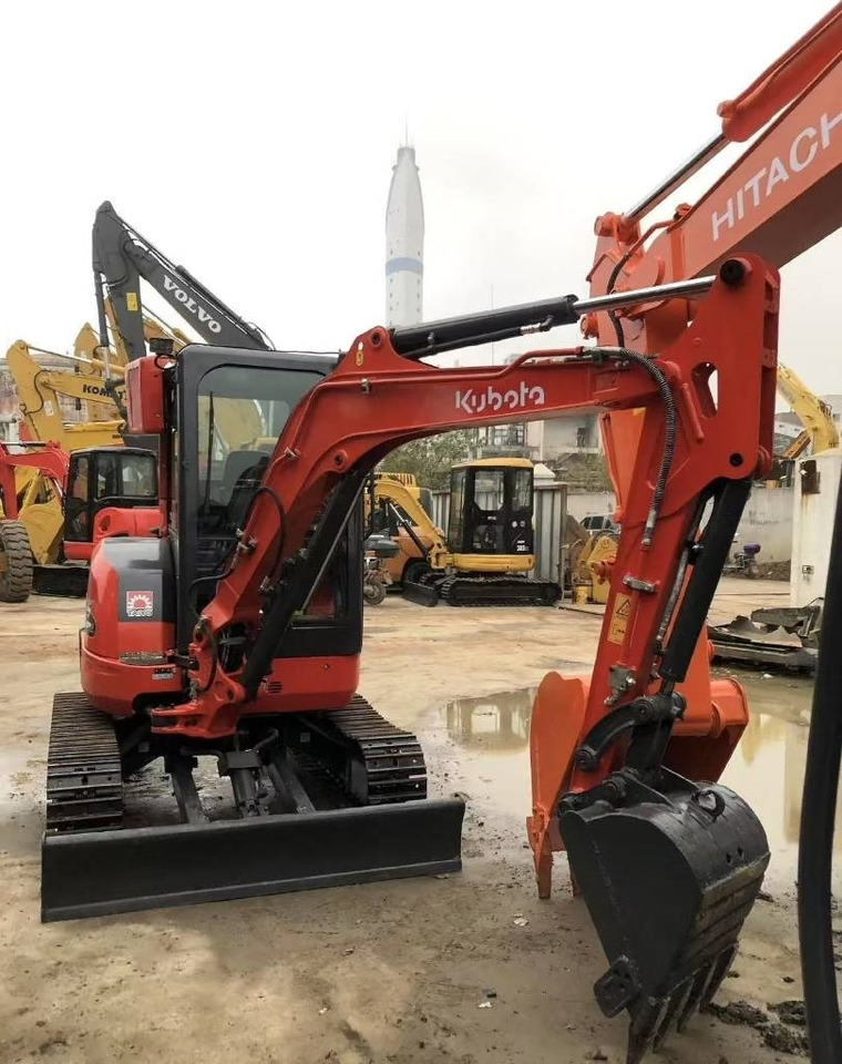 Kubota U 35 - Мини-экскаватор: фото 4 Kubota U 35 - Мини-экскаватор: фото 4