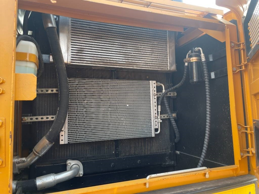 Sany SY 235 - Гусеничный экскаватор: фото 5 Sany SY 235 - Гусеничный экскаватор: фото 5