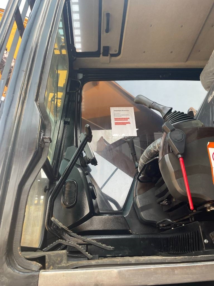 Sany SY 550 H - Гусеничный экскаватор: фото 3 Sany SY 550 H - Гусеничный экскаватор: фото 3