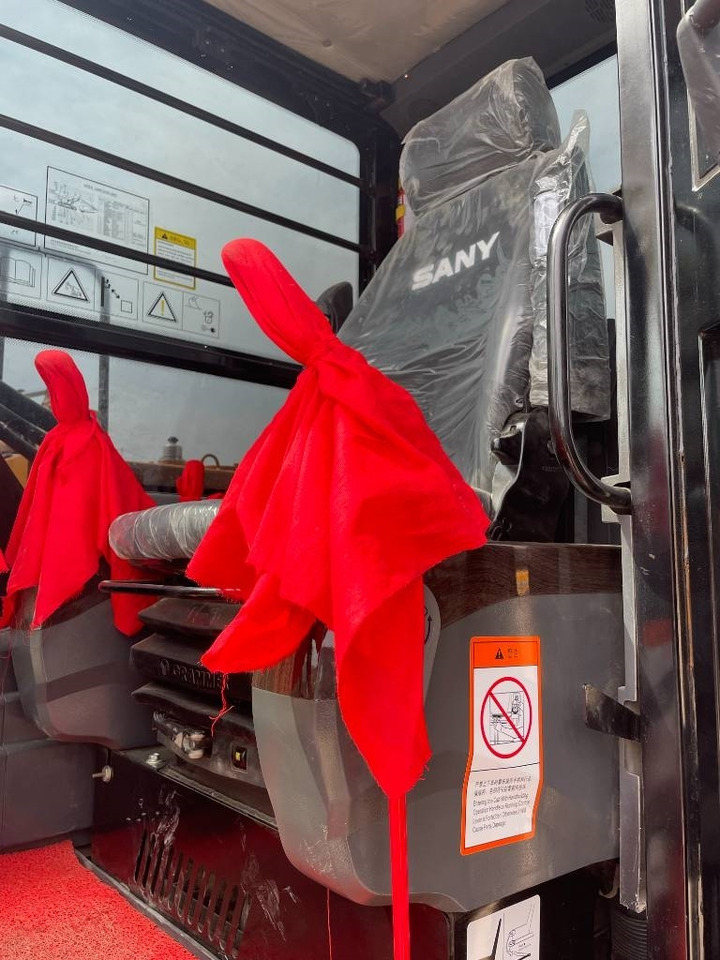 Sany SY 95 C  - Гусеничный экскаватор: фото 4 Sany SY 95 C  - Гусеничный экскаватор: фото 4