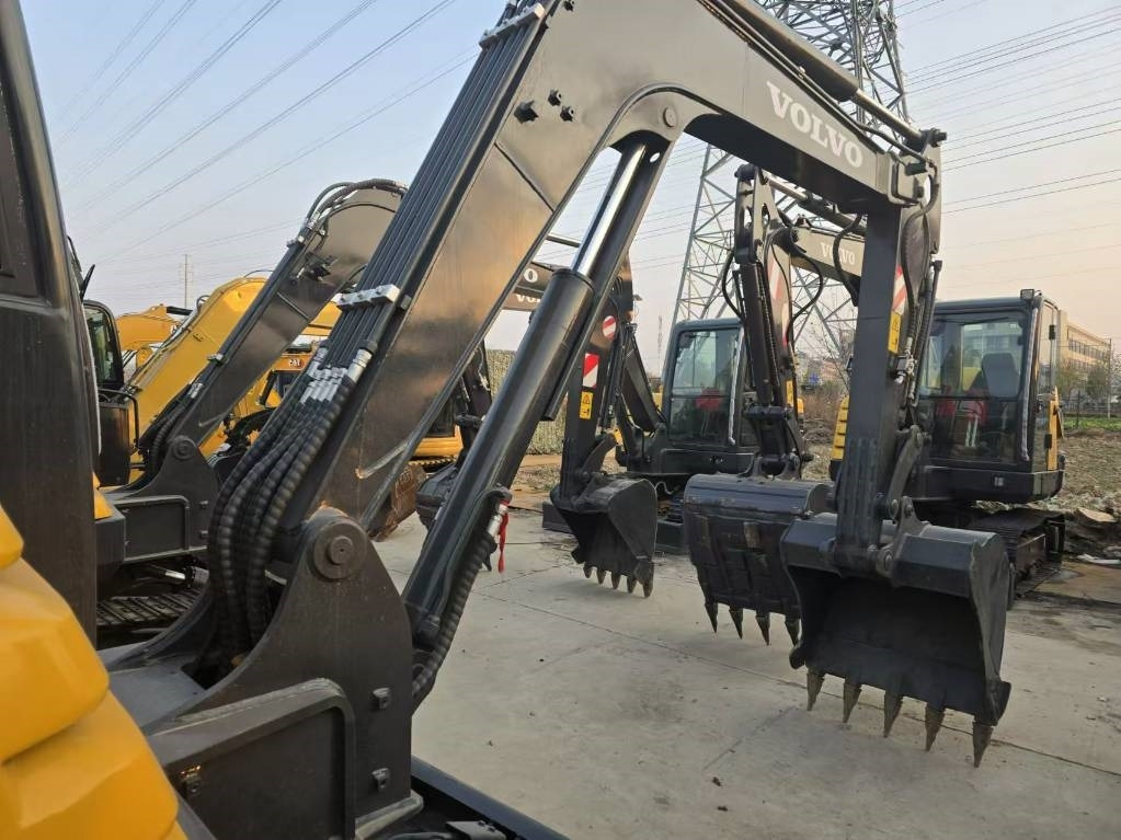 Volvo EC 60  - Гусеничный экскаватор: фото 4 Volvo EC 60  - Гусеничный экскаватор: фото 4