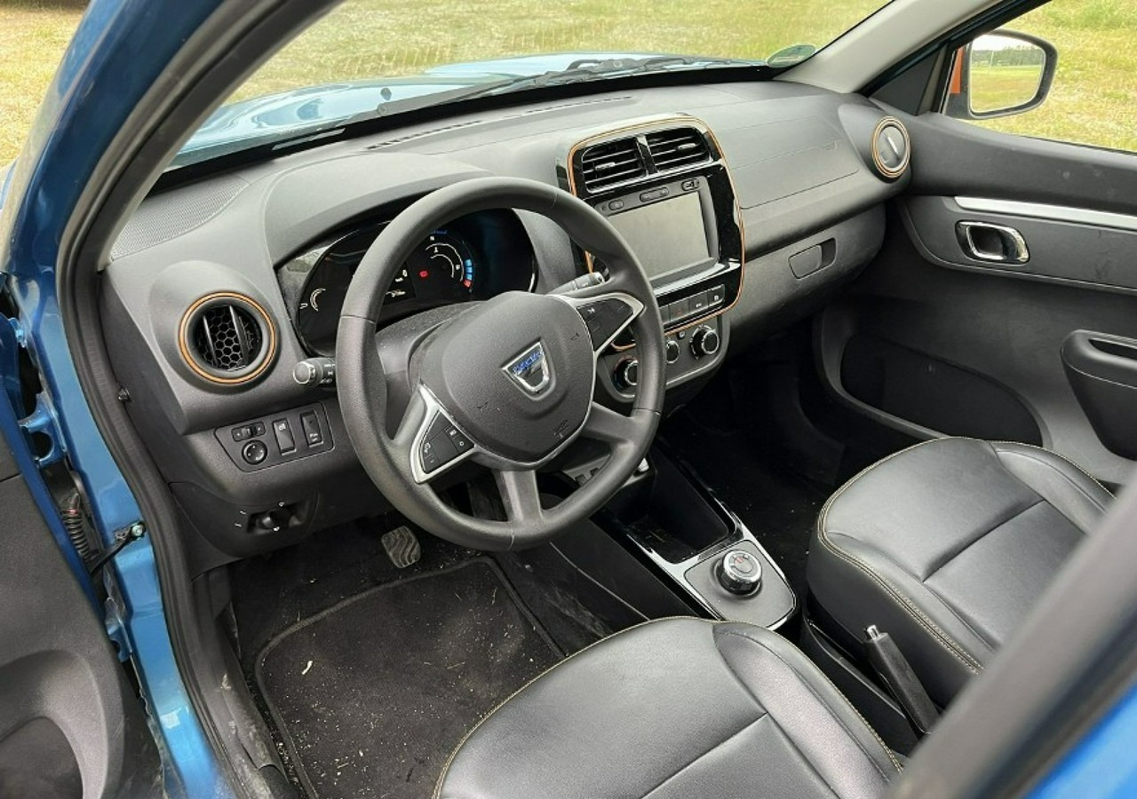 Dacia Spring Spring 45KM 100% Electric 230-315KM Zasięgu 2022 Bogate wyposażenie - Хэтчбек: фото 2 Dacia Spring Spring 45KM 100% Electric 230-315KM Zasięgu 2022 Bogate wyposażenie - Хэтчбек: фото 2