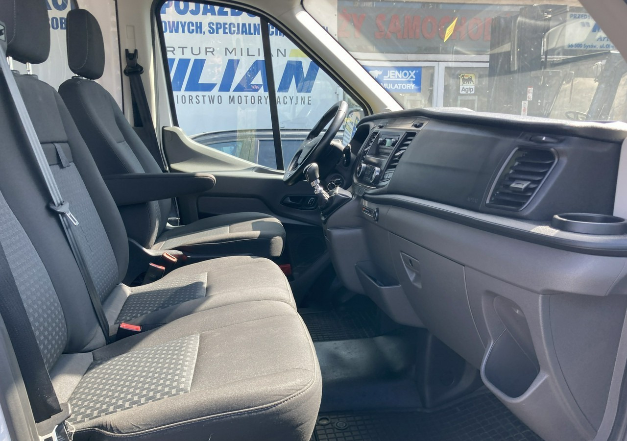 Ford Transit VIII Ford Transit dla niepełnosprawnych Rampa Inwalida PFRON 2020 - Легковой автомобиль: фото 5 Ford Transit VIII Ford Transit dla niepełnosprawnych Rampa Inwalida PFRON 2020 - Легковой автомобиль: фото 5