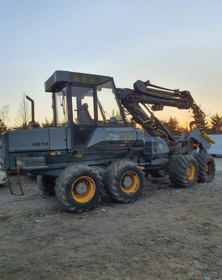 Inna Inny Maszyna Leśna do wycinki drzewa Harwester Ponsse SF Cobra 10 - Харвестер: фото 1 Inna Inny Maszyna Leśna do wycinki drzewa Harwester Ponsse SF Cobra 10 - Харвестер: фото 1