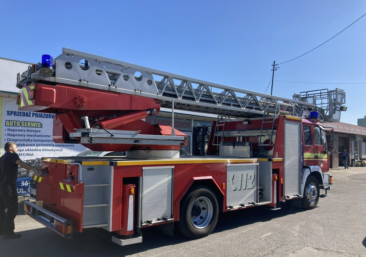 Пожарная машина MAN L 2000 MAN 15,280 Straż pożarna drabina Strażacka zwyżka 32m Metz Model 20: фото 11 Пожарная машина MAN L 2000 MAN 15,280 Straż pożarna drabina Strażacka zwyżka 32m Metz Model 20: фото 11