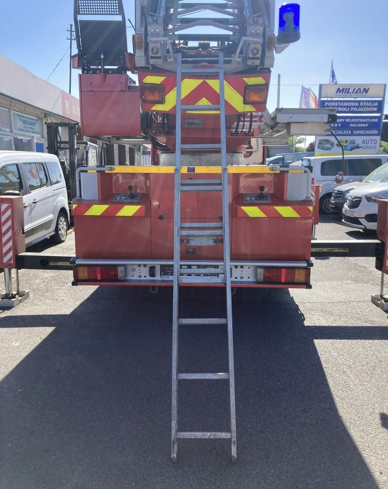 Пожарная машина MAN L 2000 MAN 15,280 Straż pożarna drabina Strażacka zwyżka 32m Metz Model 20: фото 14 Пожарная машина MAN L 2000 MAN 15,280 Straż pożarna drabina Strażacka zwyżka 32m Metz Model 20: фото 14