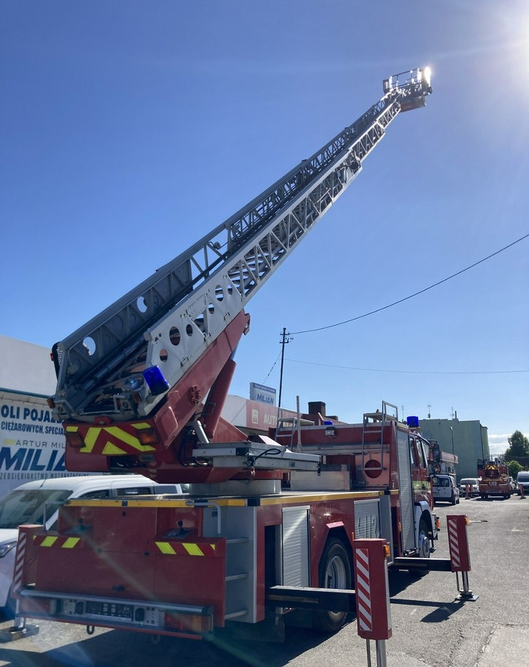 Пожарная машина MAN L 2000 MAN 15,280 Straż pożarna drabina Strażacka zwyżka 32m Metz Model 20: фото 6 Пожарная машина MAN L 2000 MAN 15,280 Straż pożarna drabina Strażacka zwyżka 32m Metz Model 20: фото 6