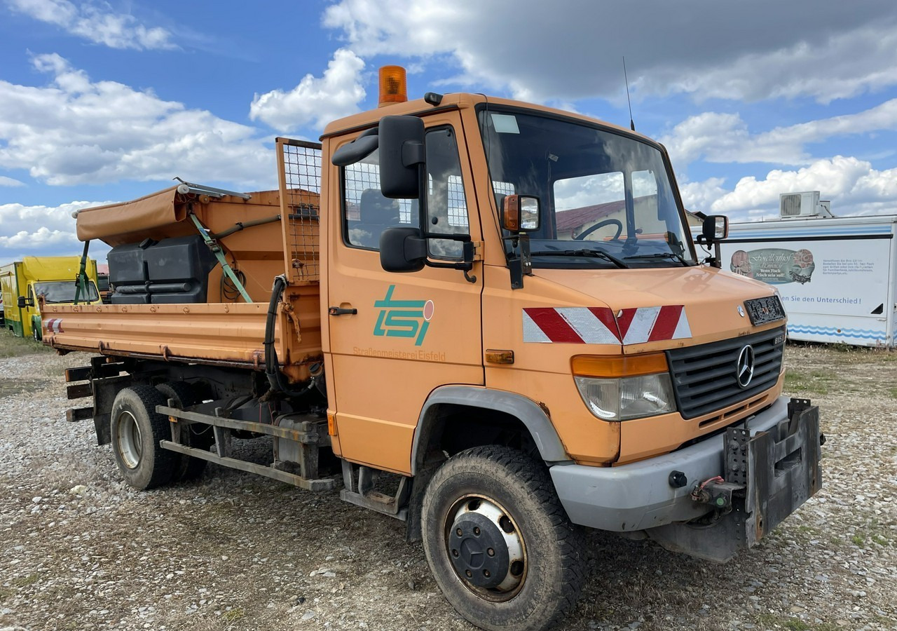 Mercedes-Benz Inny Mercedes-Benz Mercedes Vario 815 Wywrotka 4X4 2004 - Снегоуборочная машина: фото 1 Mercedes-Benz Inny Mercedes-Benz Mercedes Vario 815 Wywrotka 4X4 2004 - Снегоуборочная машина: фото 1