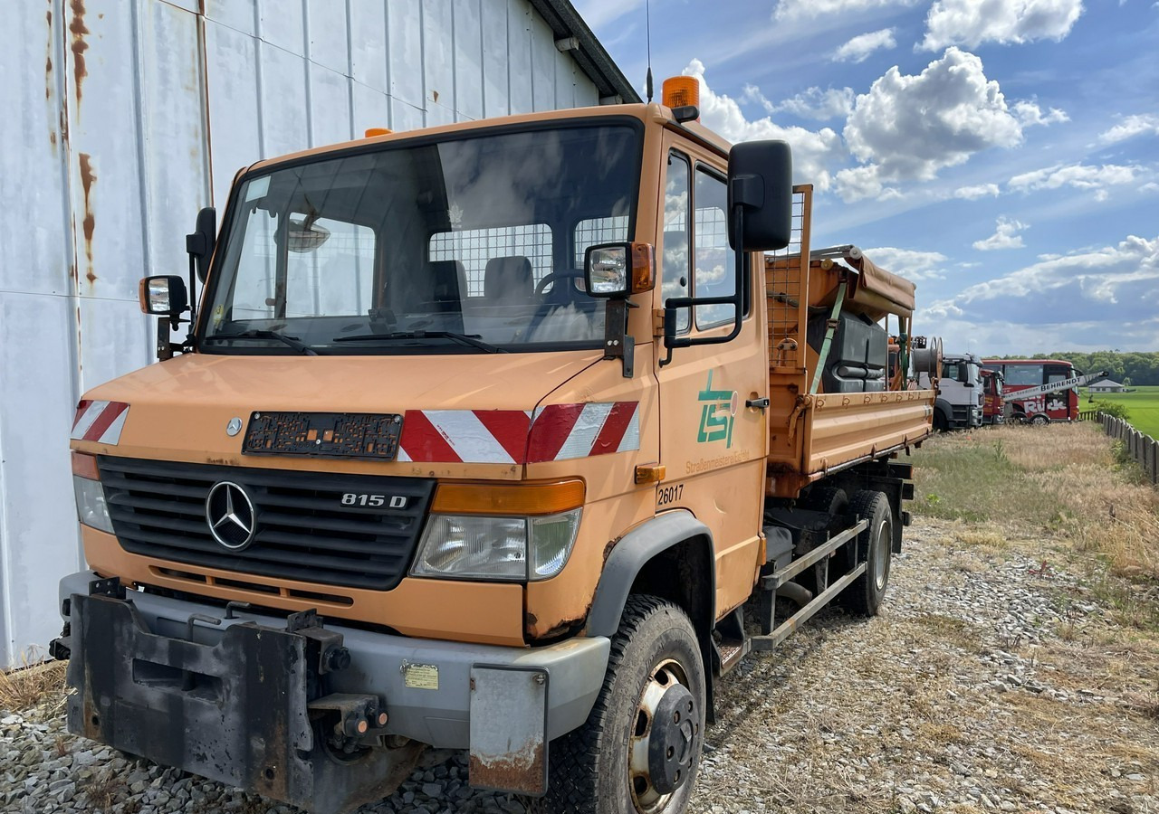 Mercedes-Benz Inny Mercedes-Benz Mercedes Vario 815 Wywrotka 4X4 2004 - Снегоуборочная машина: фото 3 Mercedes-Benz Inny Mercedes-Benz Mercedes Vario 815 Wywrotka 4X4 2004 - Снегоуборочная машина: фото 3