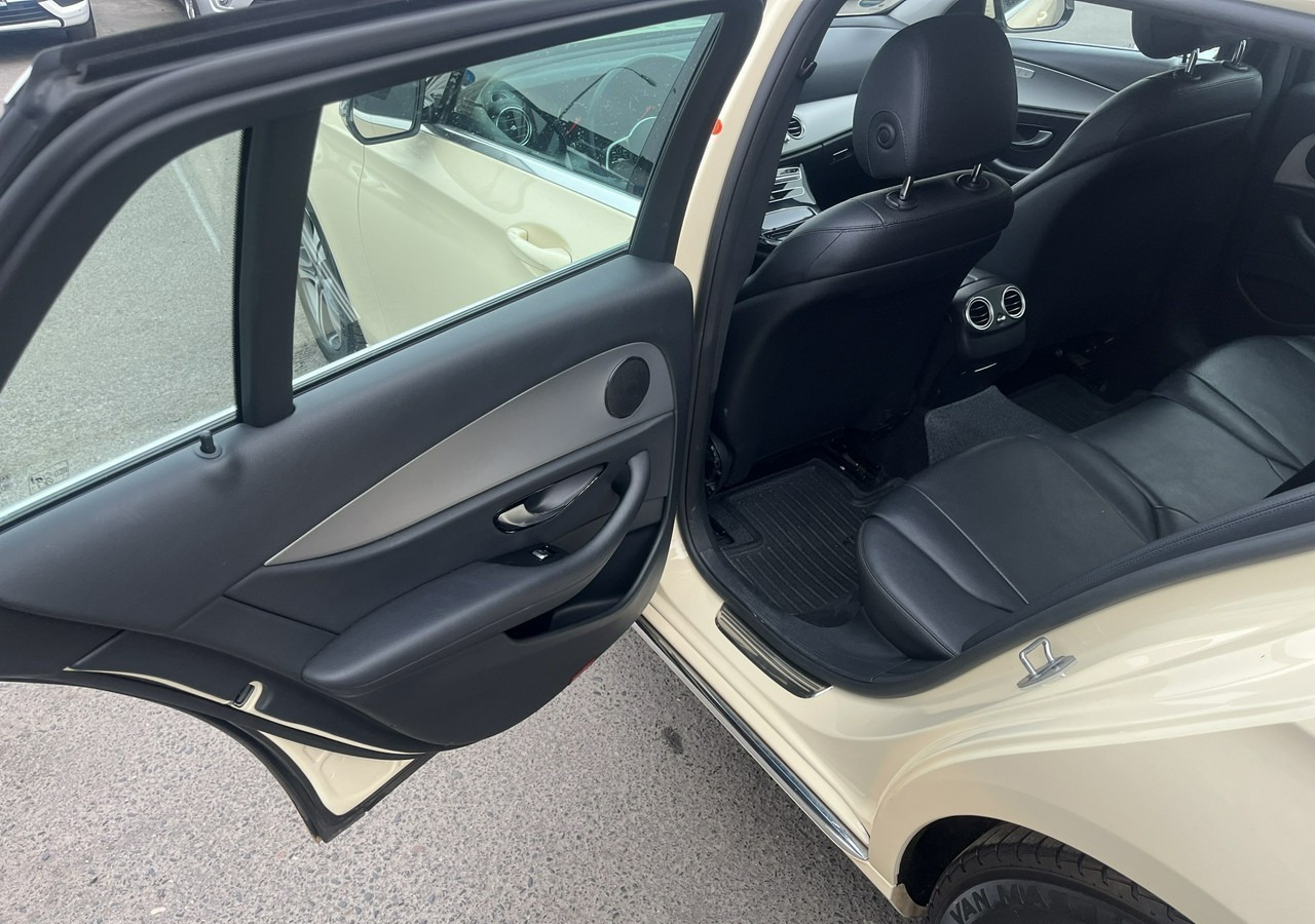 Легковой автомобиль Mercedes-Benz Klasa E E220d T 9G-tronic 197KM Navi FullLed Kamera Asystent Model 2020 FV 2: фото 8