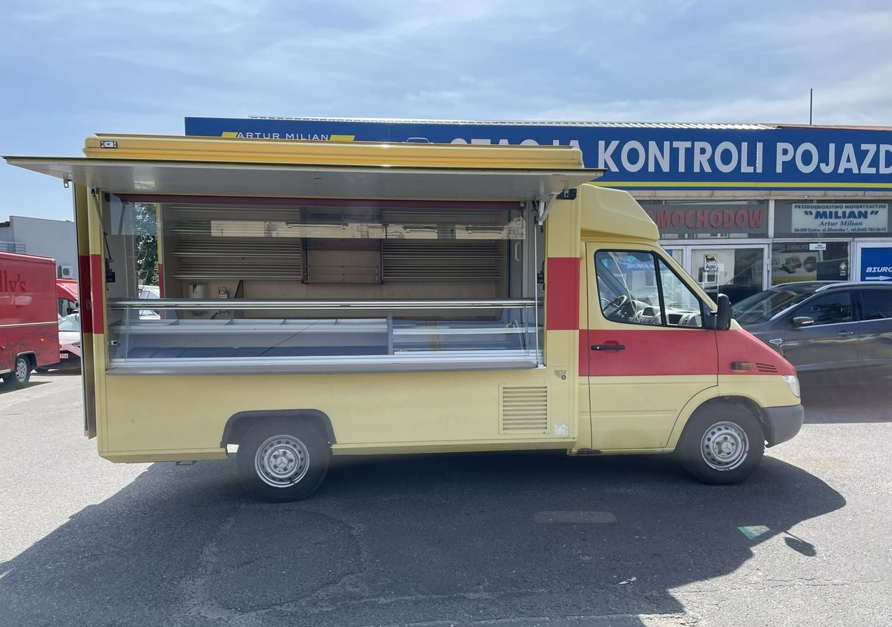 Mercedes-Benz Sprinter Autosklep piec Sklep Gastronomiczny Food Truck Foodtruck bar BORCO20 - Торговый грузовик: фото 4 Mercedes-Benz Sprinter Autosklep piec Sklep Gastronomiczny Food Truck Foodtruck bar BORCO20 - Торговый грузовик: фото 4
