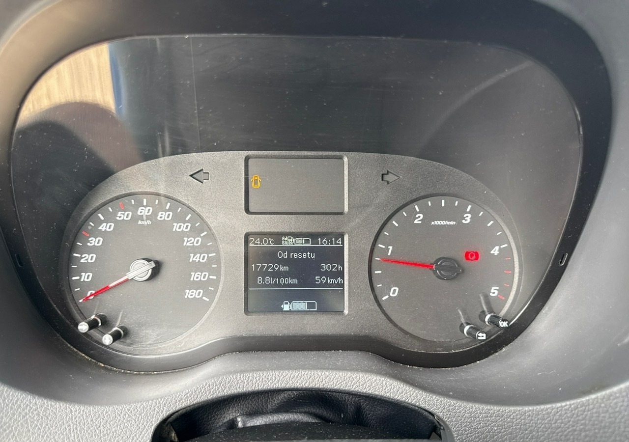 Цельнометаллический фургон Mercedes-Benz Sprinter Sprinter 311 CDI Maxi Model 2020: фото 17