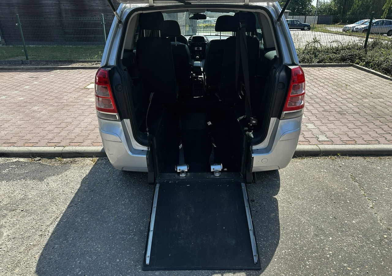 Opel Zafira B Opel Zafira do przewozu osób Niepełnosprawnych inwalida rampa - Легковой автомобиль: фото 1 Opel Zafira B Opel Zafira do przewozu osób Niepełnosprawnych inwalida rampa - Легковой автомобиль: фото 1