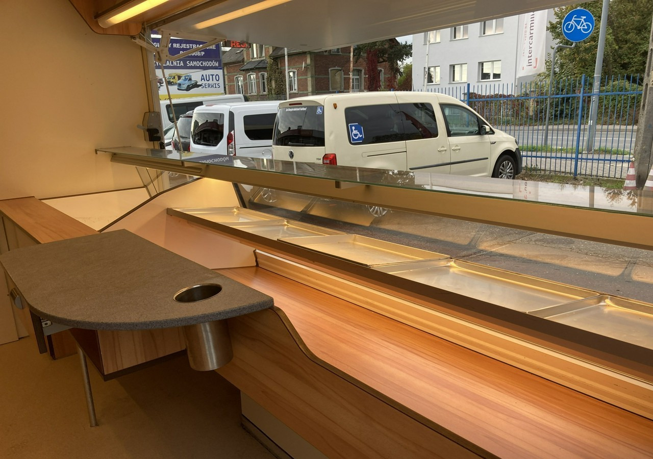 Renault Master Autosklep pie sklep Bar Gastronomiczny Food Truck Foodtruck Borco 20 - Торговый грузовик: фото 4 Renault Master Autosklep pie sklep Bar Gastronomiczny Food Truck Foodtruck Borco 20 - Торговый грузовик: фото 4