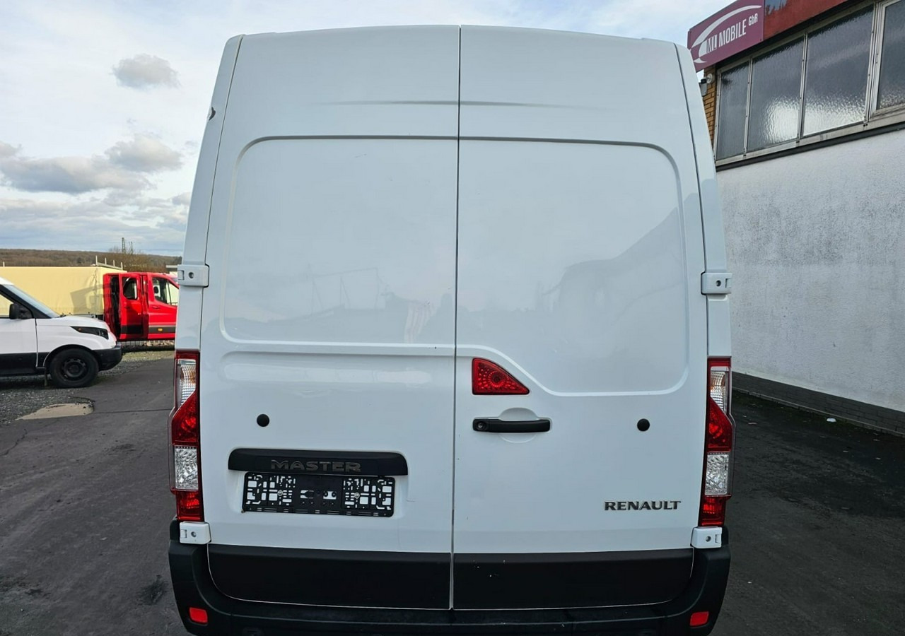 Цельнометаллический фургон Renault Master Renault Master 2.3-135KM Klima 116tkm 2021: фото 6