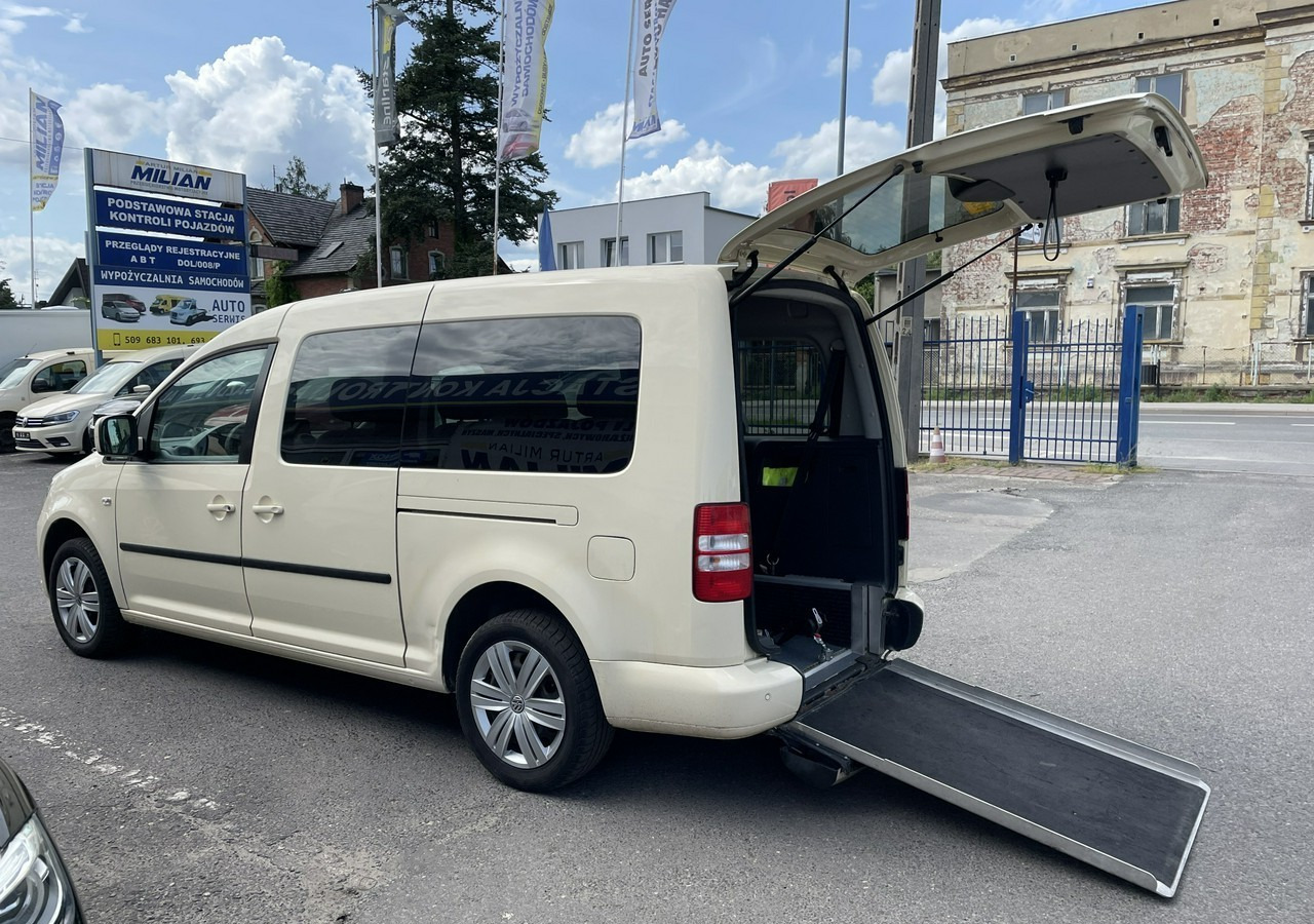 Volkswagen Caddy III Caddy 1.6 TDI dla Niepełnosprawnych inwalida rampa 2015 - Легковой автомобиль: фото 3 Volkswagen Caddy III Caddy 1.6 TDI dla Niepełnosprawnych inwalida rampa 2015 - Легковой автомобиль: фото 3