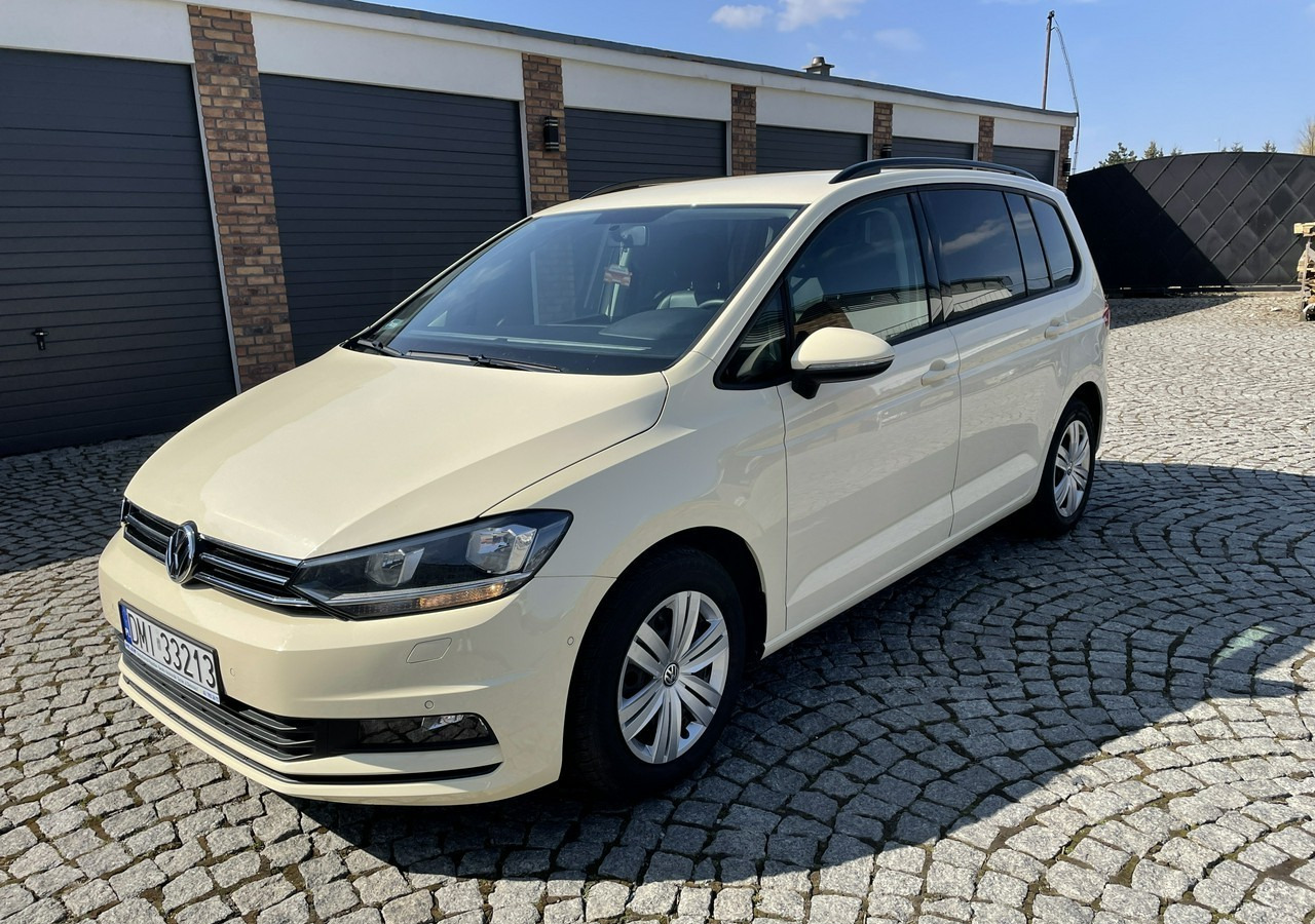 Volkswagen Touran III 2.0 TDI DSG Automat 7osobowy 2020 - Легковой автомобиль: фото 1 Volkswagen Touran III 2.0 TDI DSG Automat 7osobowy 2020 - Легковой автомобиль: фото 1